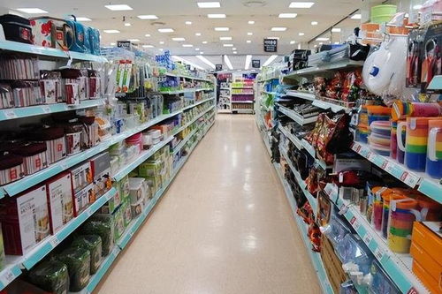 美專家呼吁白宮要理智反思,再想把中國按到水里,必定自取滅亡